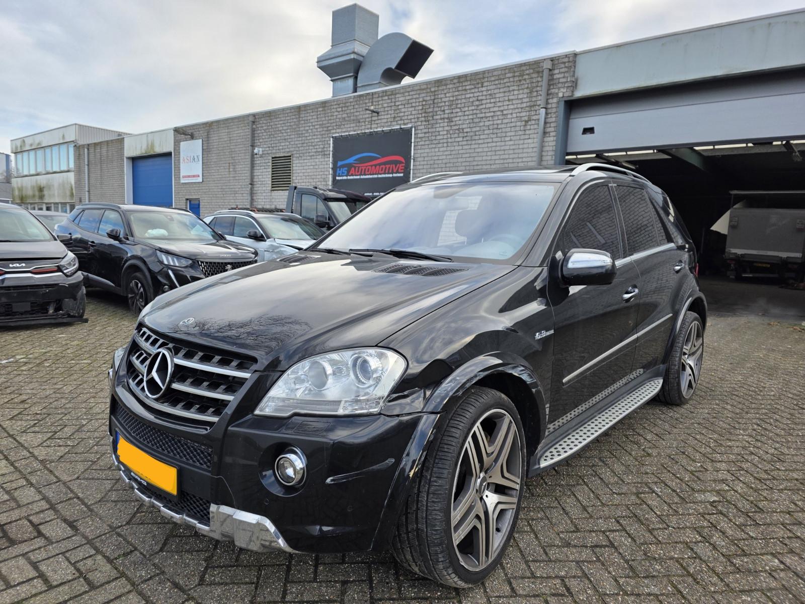 Mercedes-Benz ML 63 AMG Facelift Sch.Dach Kamera Navi Luftfedr