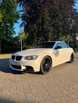 BMW M3 E93 Cabrio - NEU TÜV u. SERVICE - BMW M3