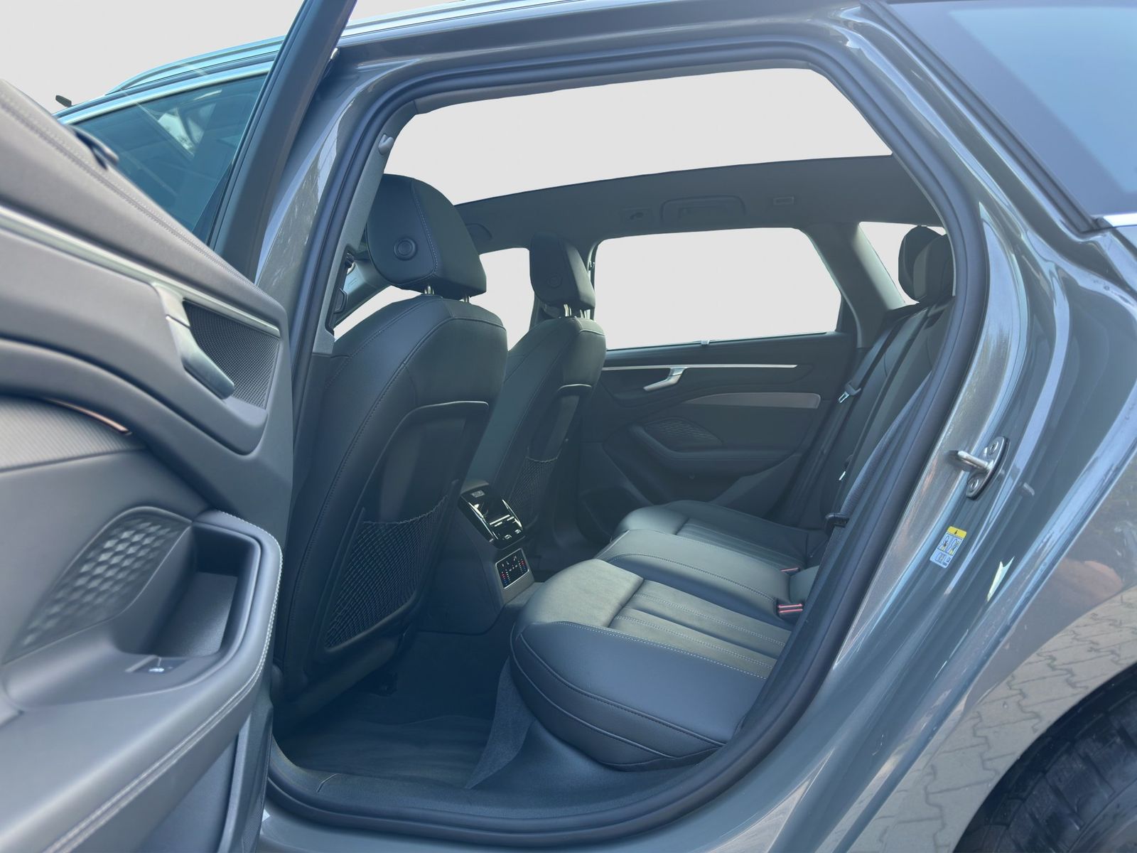 Audi A6 - Bild 9