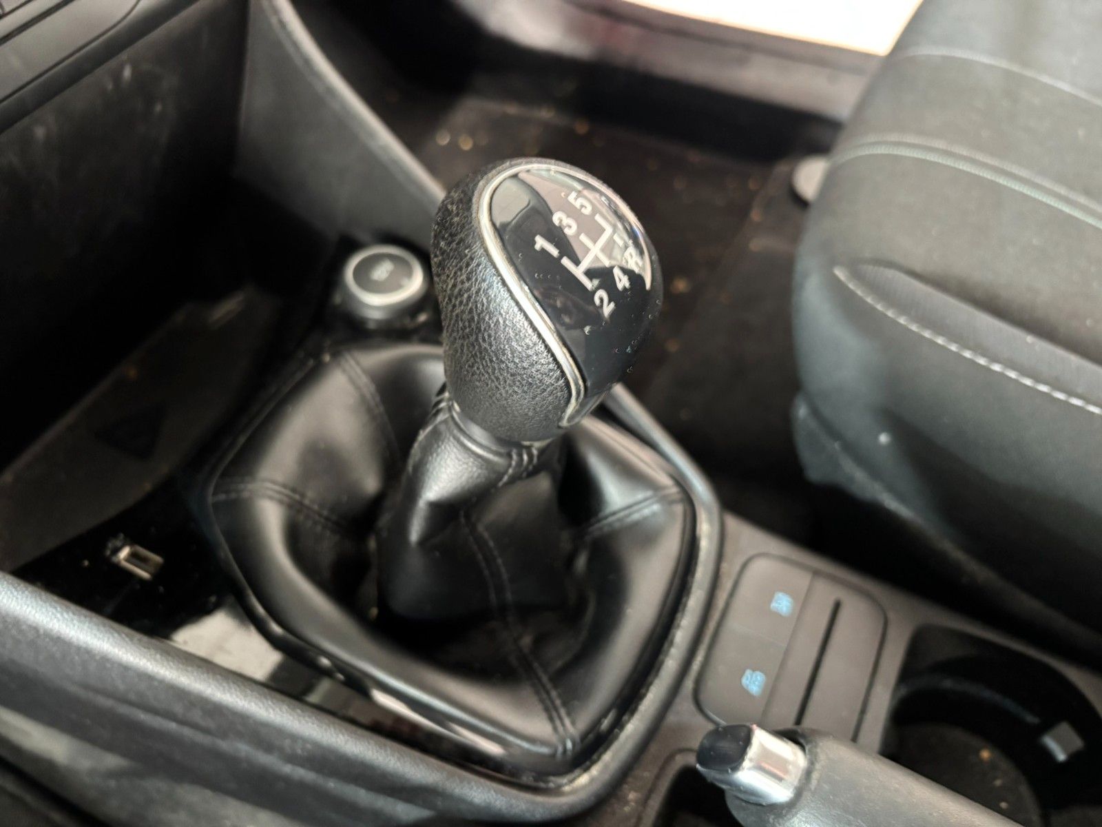 Fahrzeugabbildung Ford Fiesta 1.1 Trend 3tü KLIMA/ALLWETTER/BT/SPURASSI