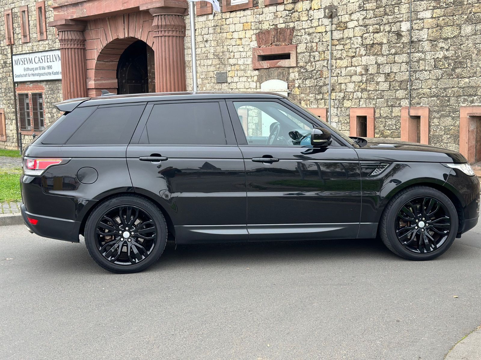 Fahrzeugabbildung Land Rover RANGE ROVER SPORT HSE*21´LM+KAMERA*