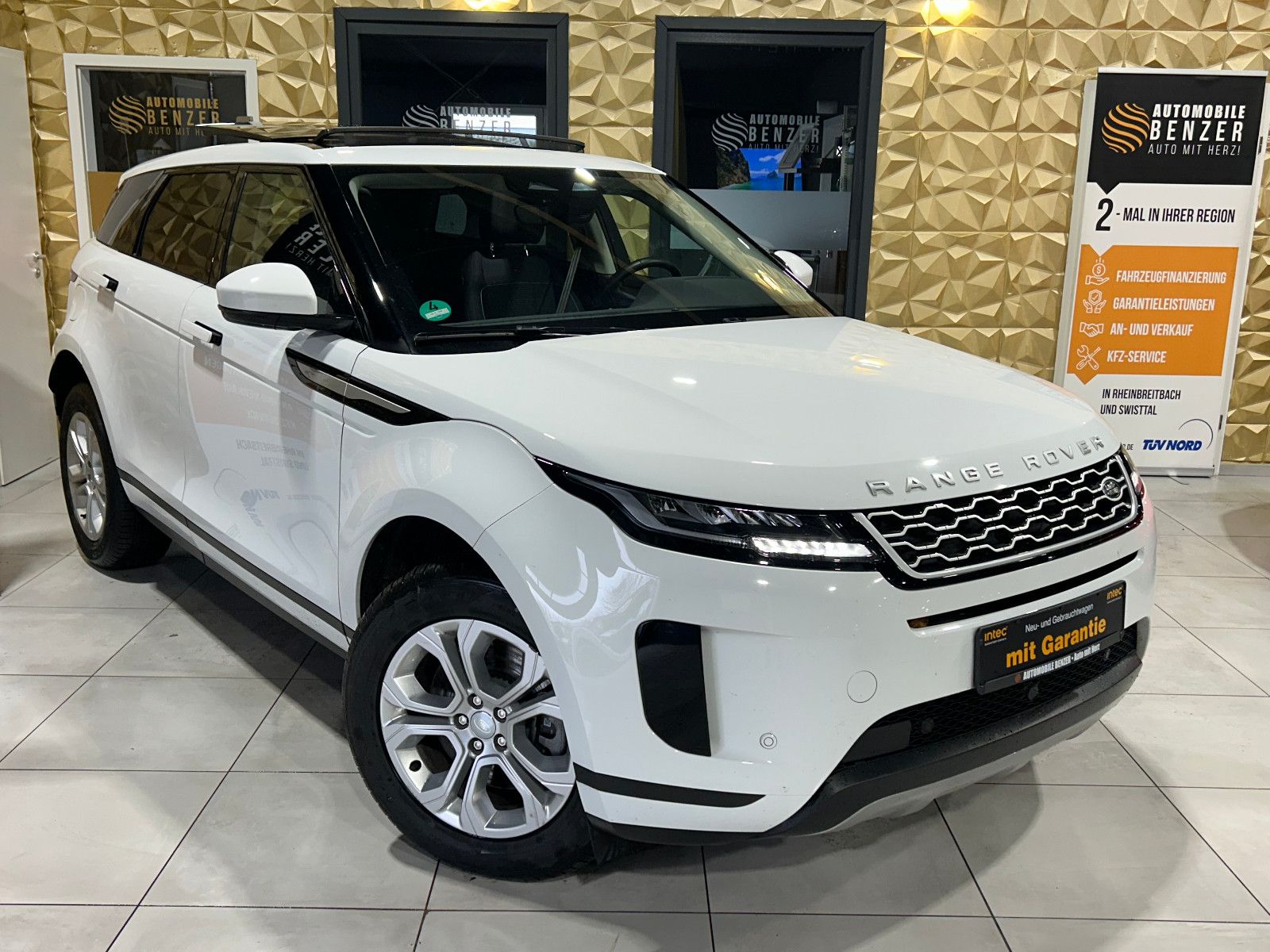 Fahrzeugabbildung Land Rover Range Rover Evoque Basis/PANO/APPLE/KAMERA/TEMPO