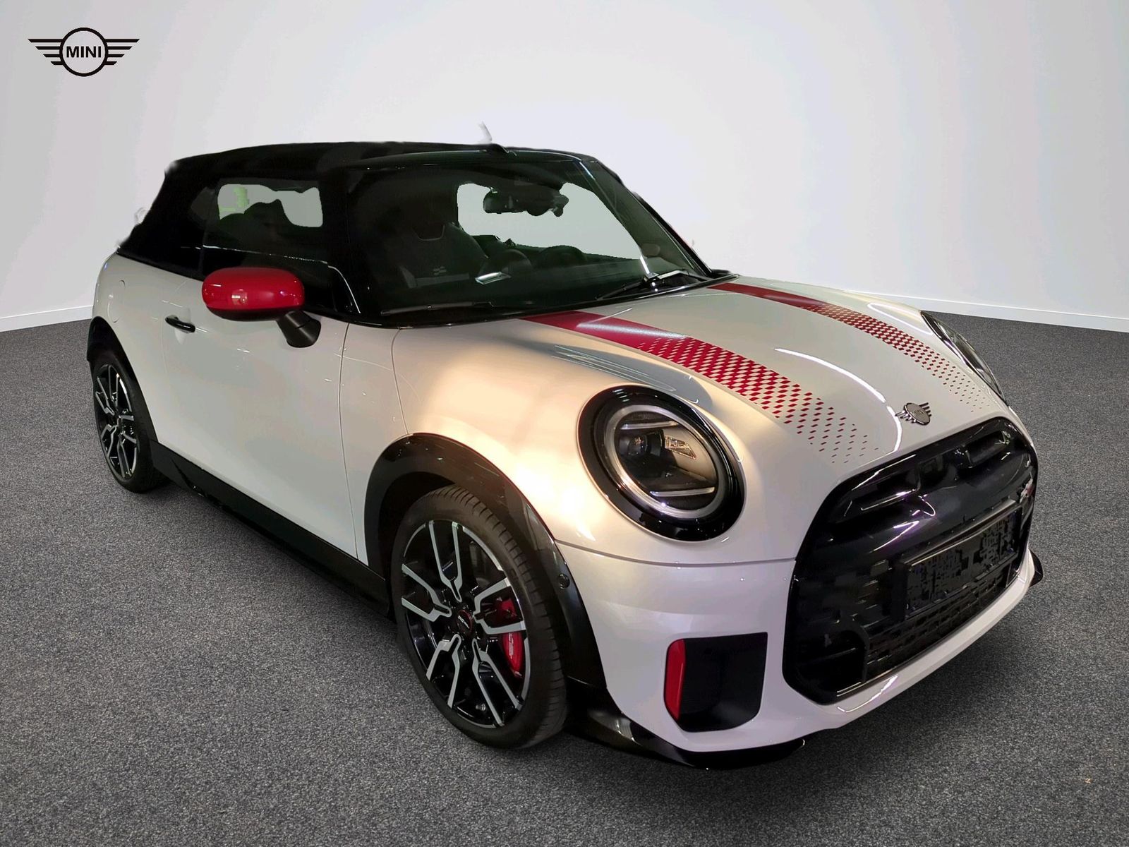 MINI John Cooper Works Cabrio - Bild 2