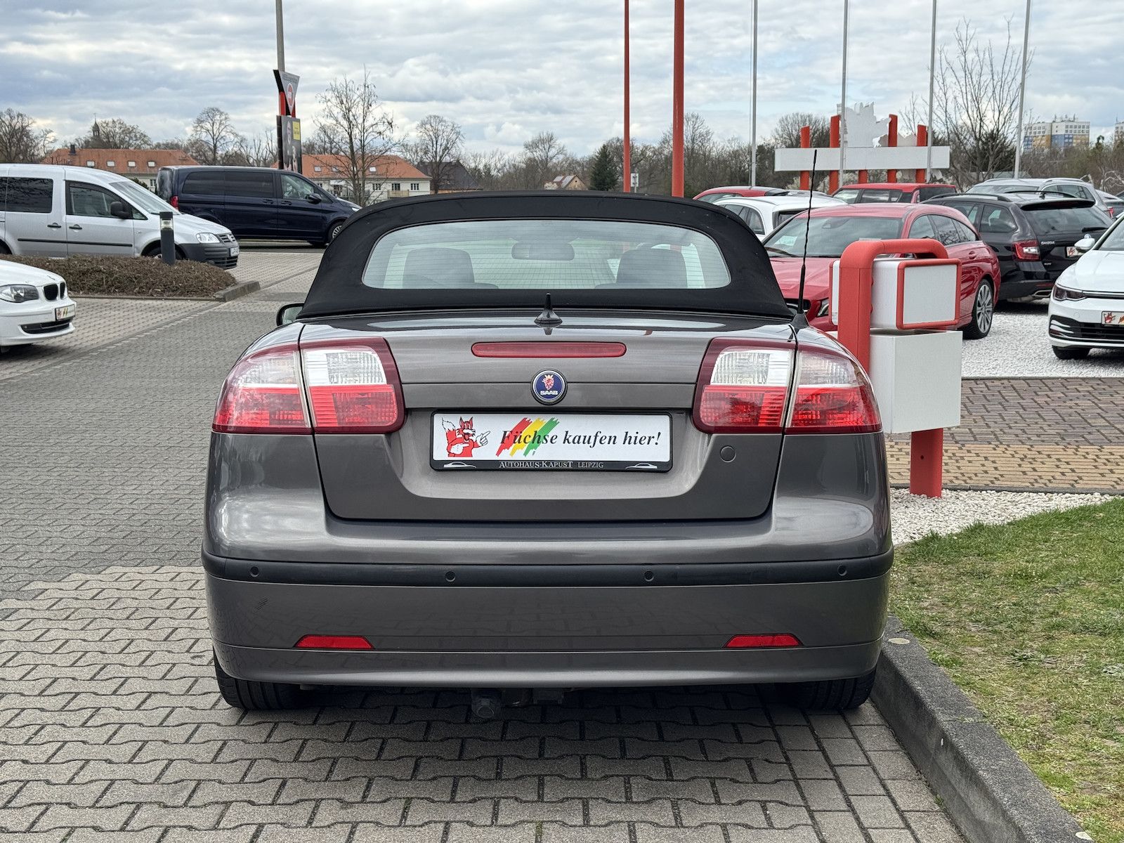 Fahrzeugabbildung Saab 9-3 1.9 Cabrio Automatik/StandHz/Leder/Navi/Ahk