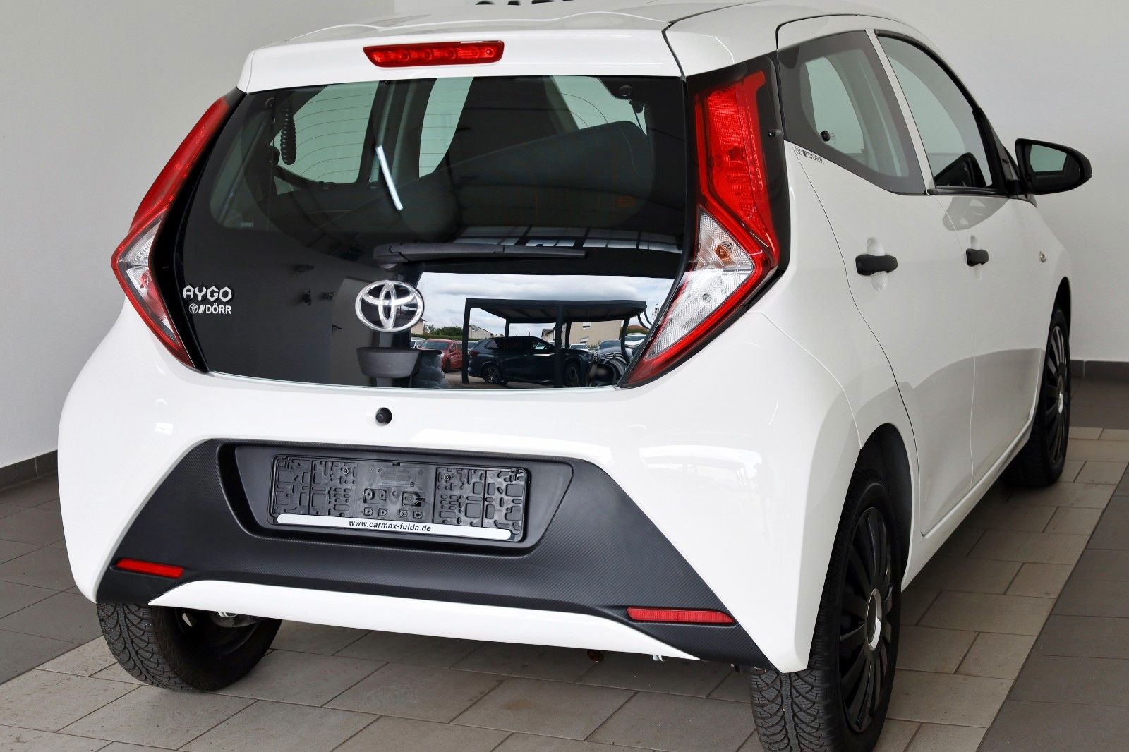 Fahrzeugabbildung Toyota Aygo AYGO x Modellpflege,Klima, 8 fach bereift!