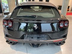 Fahrzeugabbildung Ferrari GTC4Lusso*LIFT*Folie*Pass-Display