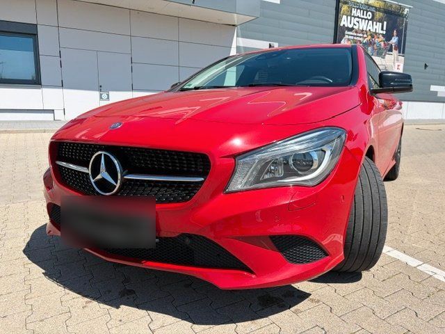Image of Mercedes-Benz CLA 200