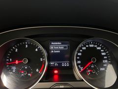 VW Passat Variant / MASSAGE/ ACC / GARANTIE / AHK /