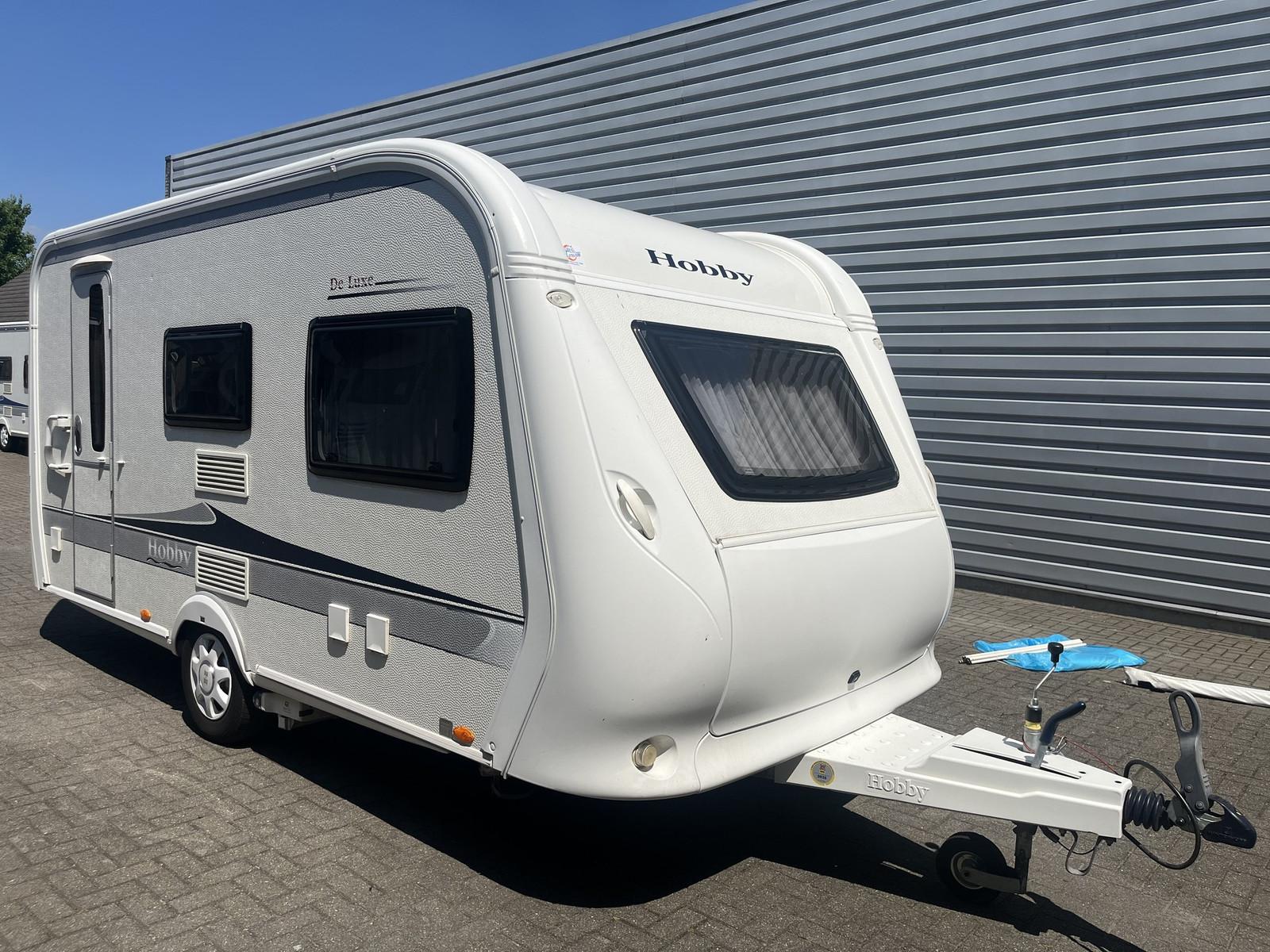 Hobby 440 SF de Luxe met Reich mover