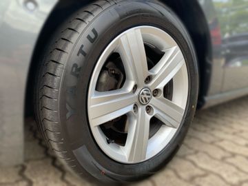 Volkswagen Golf Sportsvan - 9