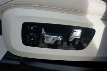 Fahrzeugabbildung BMW X6 xDrive 40 d M Sport Pano Sky*B&W*NETTO EXPORT