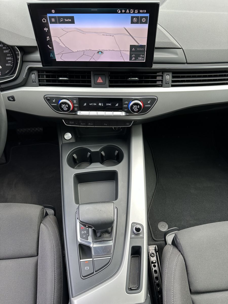Fahrzeugabbildung Audi A4 Avant 40 TFSI Advanced NAV+LED+ACC+CARPLAY+PP