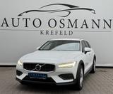 Volvo V60 Cross Country B4 D AWD Geartronic / RFK - weiße Volvo V60 Cross Country