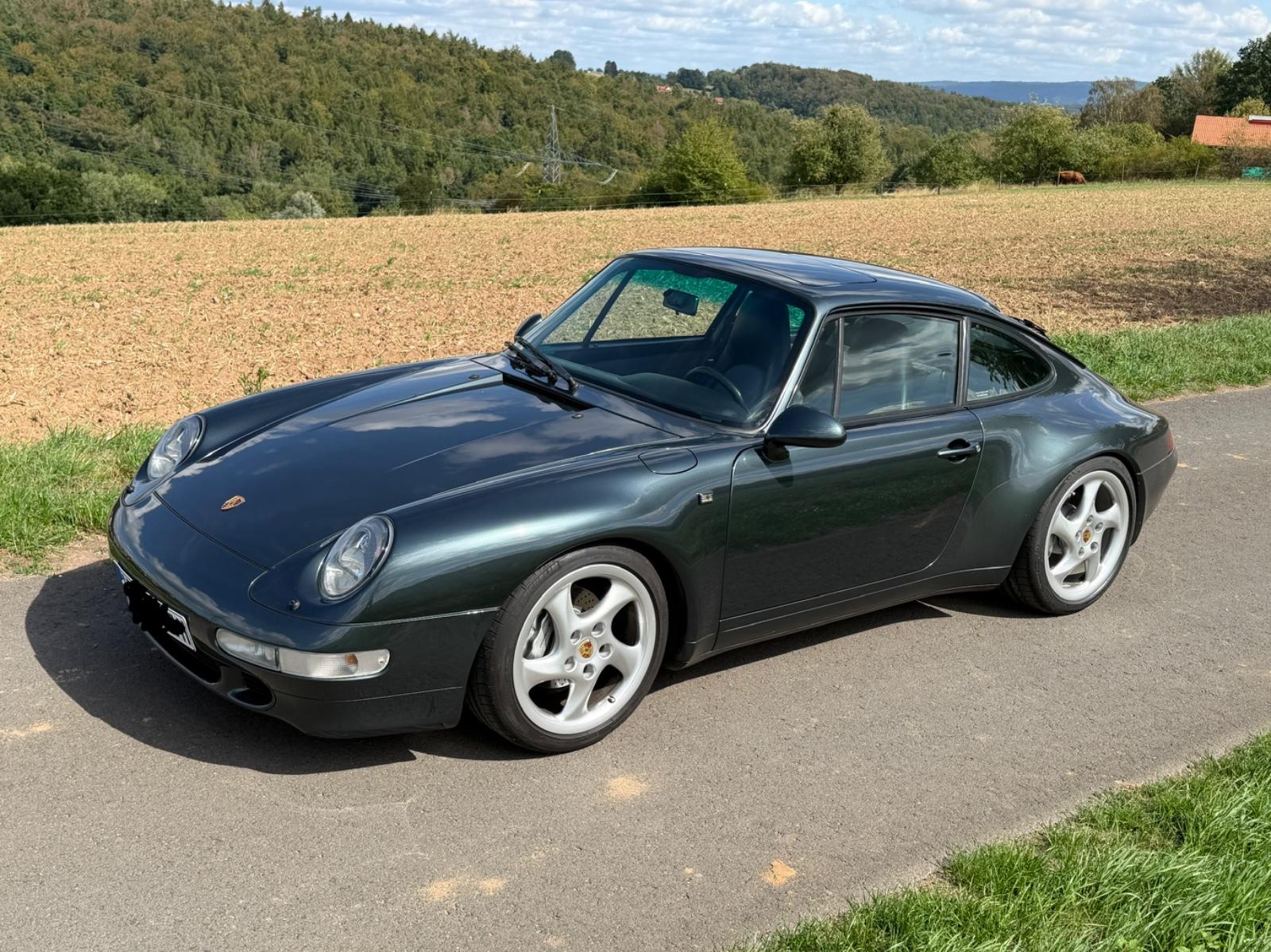 Porsche 993 Carrera 4 Coupé Aventuragrün H-Kennzeichen