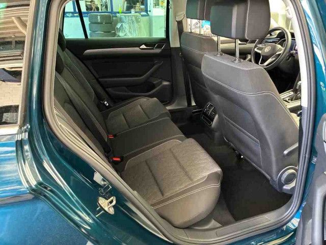 Volkswagen Passat Variant - Bild 8