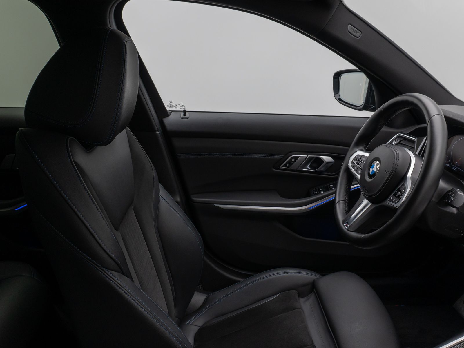 Fahrzeugabbildung BMW 320d M Sport Kamera CockPitPro DAB LED Alarm