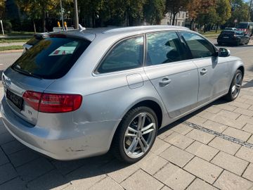 Audi A4 - 4