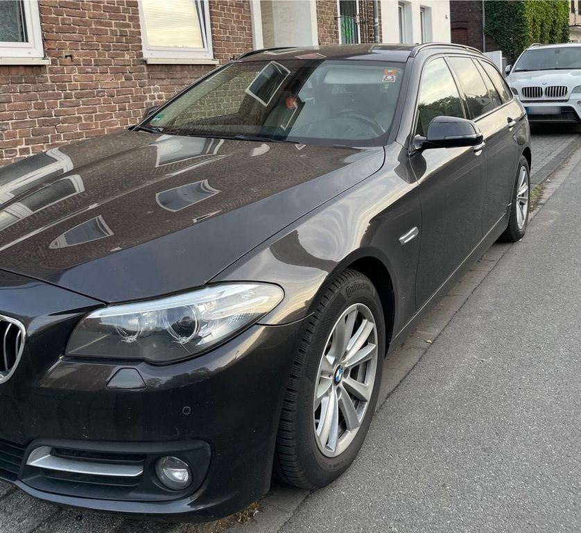 Image of BMW 520