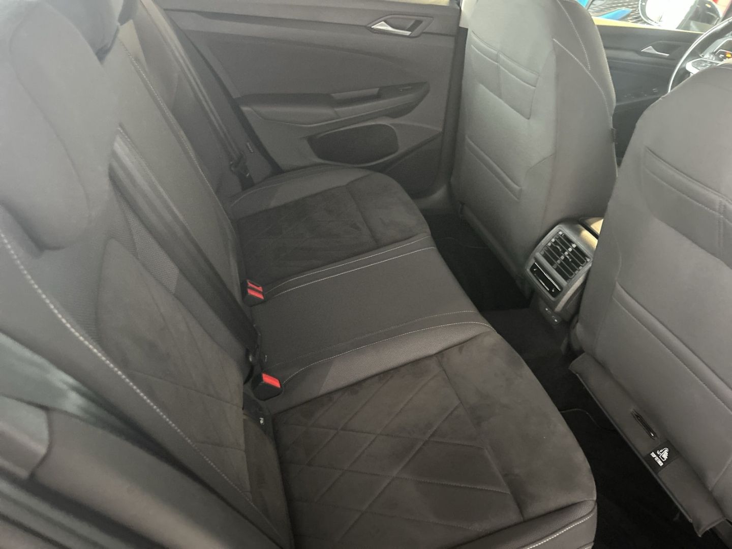 Volkswagen Golf - Bild 8