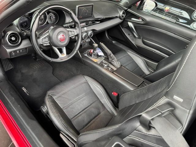 Fahrzeugabbildung Fiat 124 Spider Lusso KLIMA ALU NAVI