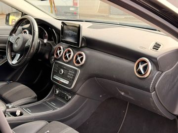 Mercedes A 180 - 11