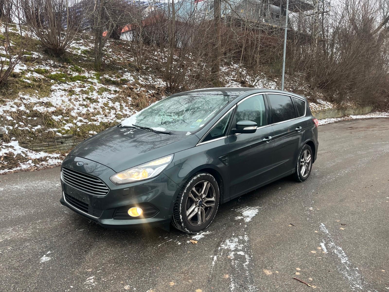 Ford S-MAX 1.5 Ecoboost Titanium *Leather*