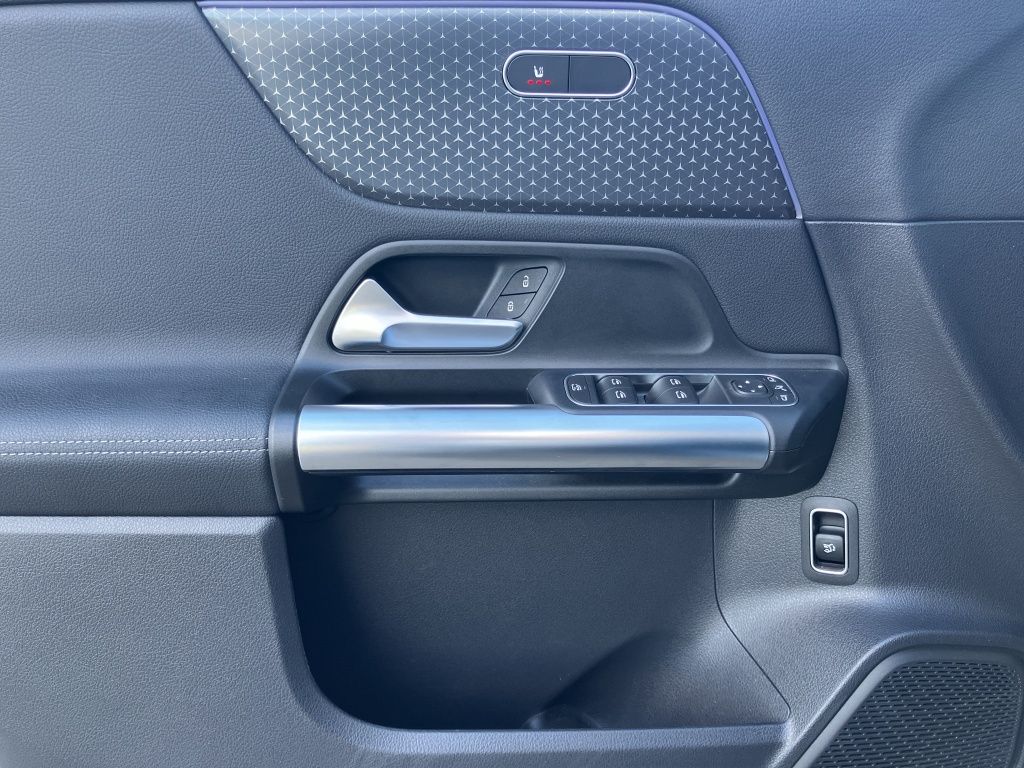 Fahrzeugabbildung Mercedes-Benz B 200 d PROGRESSIVE*AHK*LED*KAM*KEYL*TOTW*NAVI