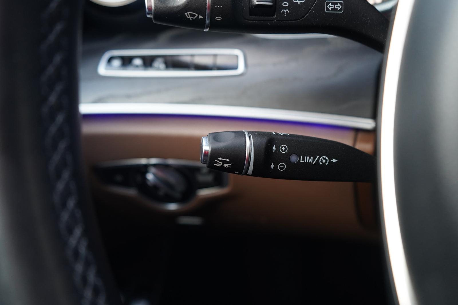 Mercedes-Benz E220 dT-Modell Avantgarde Klimaaut. Navi LED AHK