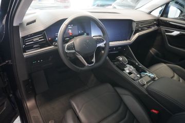 Volkswagen Touareg - 7