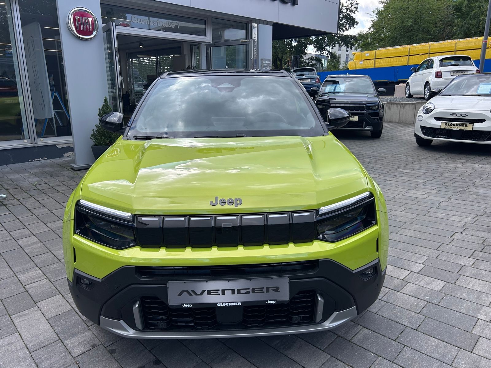 Jeep Avenger Summit  Electric imagem 3