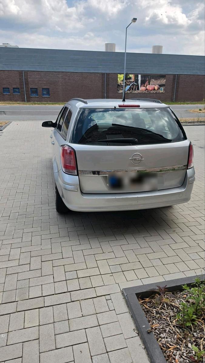 Opel Astra 2006 — engine
