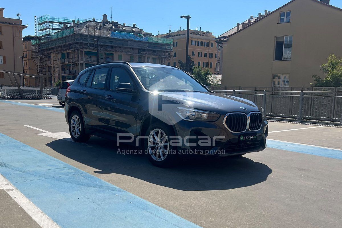 BMW X1 sDrive18i Advantage imagem 3