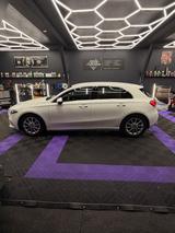 Mercedes-Benz Mercedes A200 | Sehr gepflegt | Garagenfahrzeug  - Mercedes-Benz A 200 in Mannheim