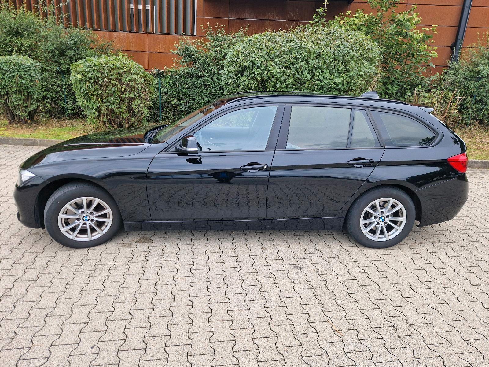 BMW 320, 2015