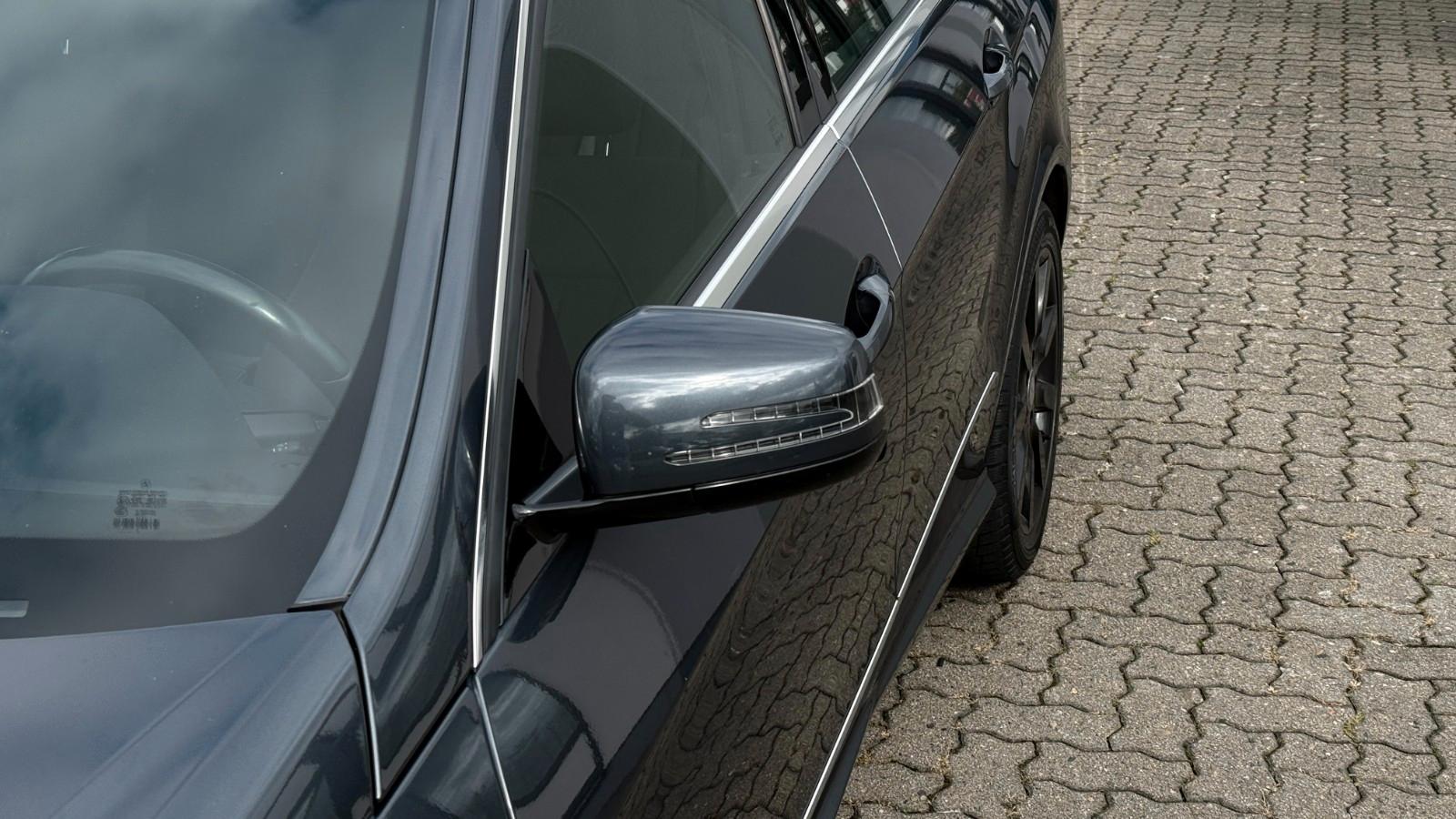 Mercedes-Benz E 220 Elegance *Automatik*AMG-Paket*Xenon*