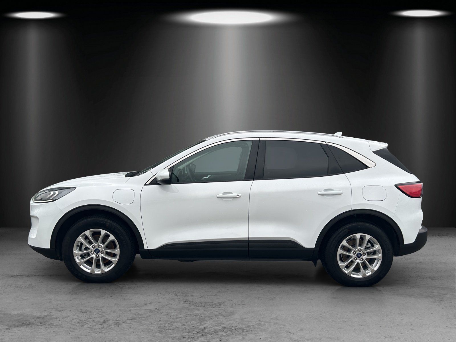 Fahrzeugabbildung Ford Kuga 2.5 Plug-in-Hybrid PHEV Titanium,AHK,Navi