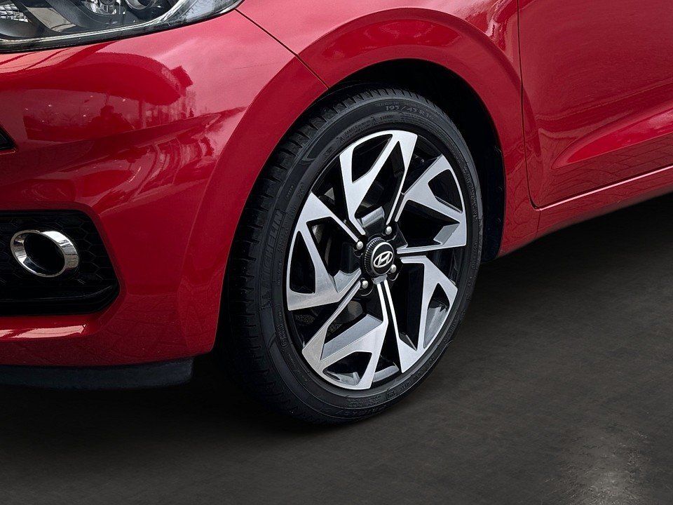 Fahrzeugabbildung Hyundai i10 1.0i 100PS N Line