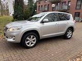 Toyota RAV 4 2,2-l-D-4D 4x4 Life Automatik Life - gebrauchte Toyota RAV 4 aus dem Jahr 2010