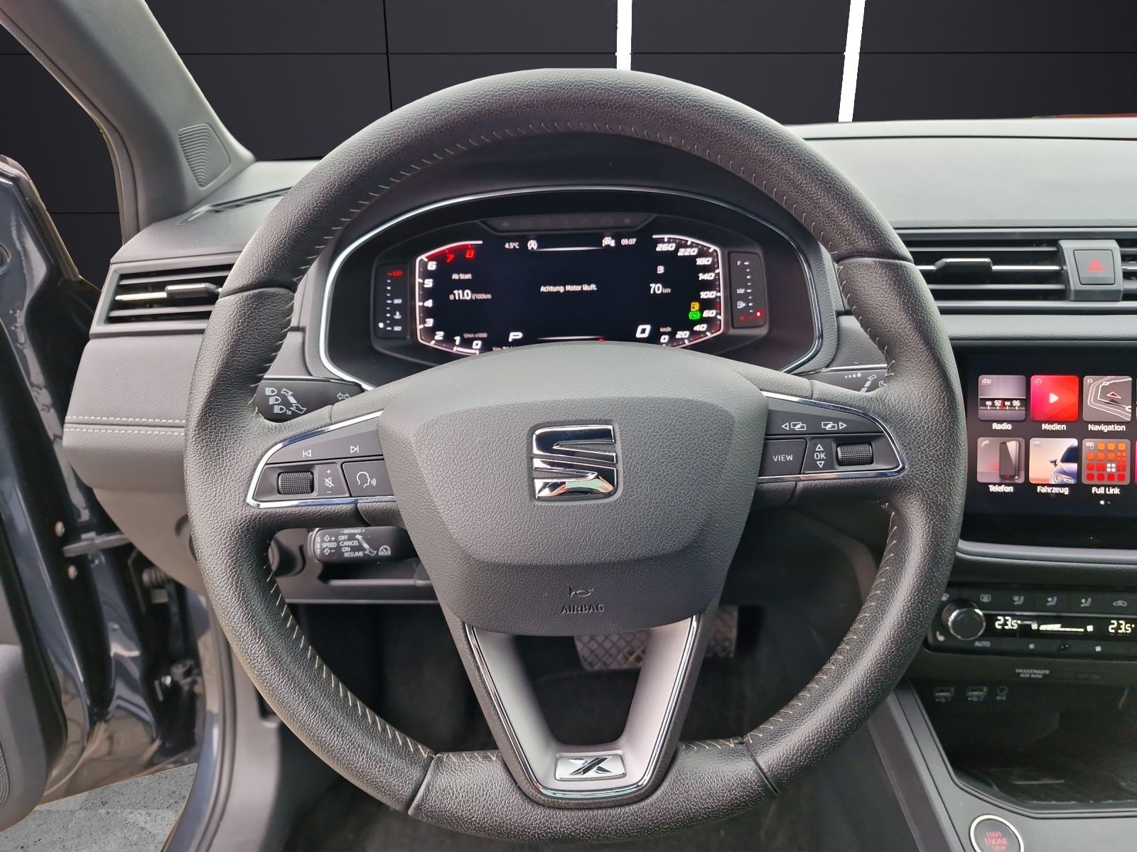 Fahrzeugabbildung SEAT Ibiza Xcellence 1.0 ECO TSI DSG ACC KAMERA LED