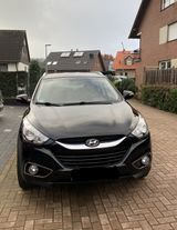 Hyundai ix35 2.0 CRDi 135 kW Style 4WD Automatik Style - Hyundai ix35 mit Diesel-Antrieb: Allradantrieb, Geländewagen, Automatik, 2.0