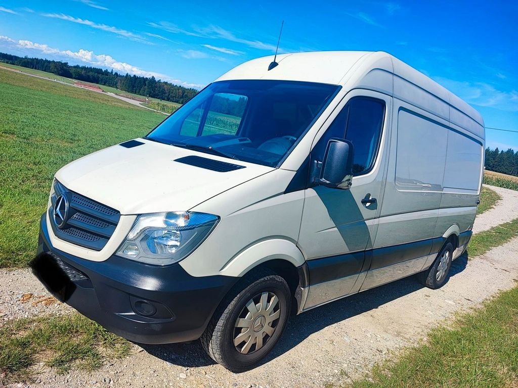 Image of Mercedes-Benz Sprinter