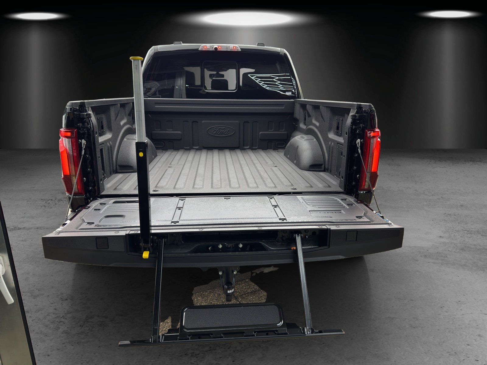Fahrzeugabbildung Ford F150 Raptor R V8 360° KAM/NAVI/SHZ/AHK/SITZBELÜF
