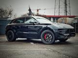 Porsche Macan Turbo 20 Zo+Pano+Bose+SP.AGA+Motor neu+AHK - Porsche Gebrauchtwagen in Stuttgart
