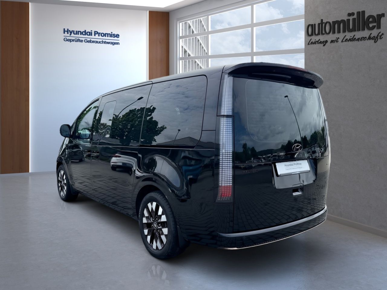 Fahrzeugabbildung Hyundai STARIA SIGNATURE SHZ*LHZ*PANO*BOSE*