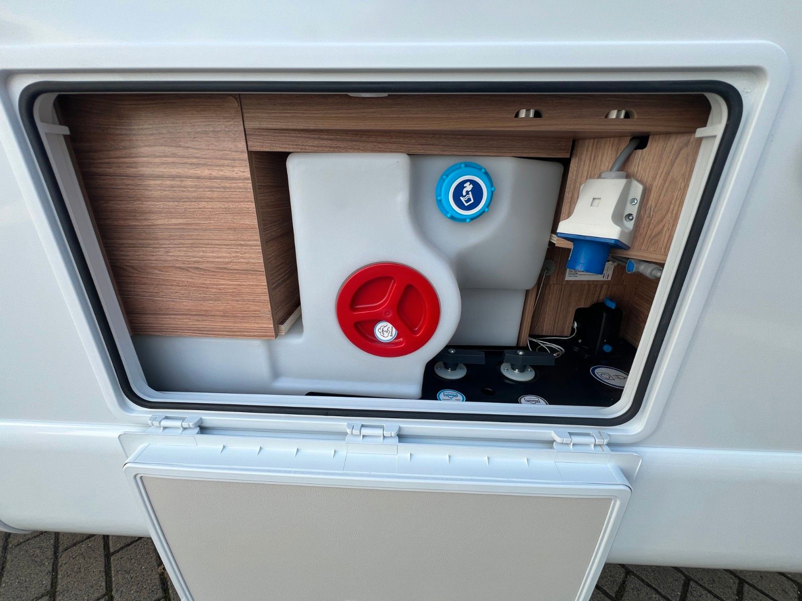 Fahrzeugabbildung Weinsberg CaraCompact Edition Pepper 600 MEG MJ26
