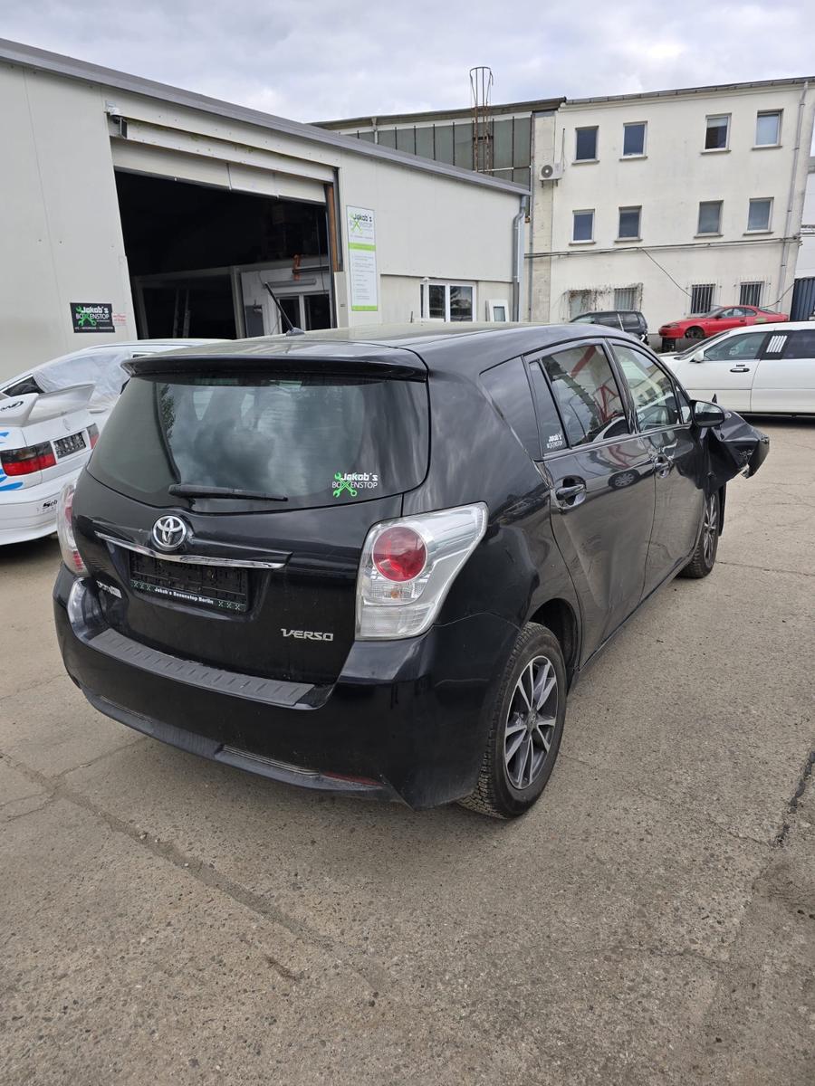 Toyota Verso 2014 — photo 5