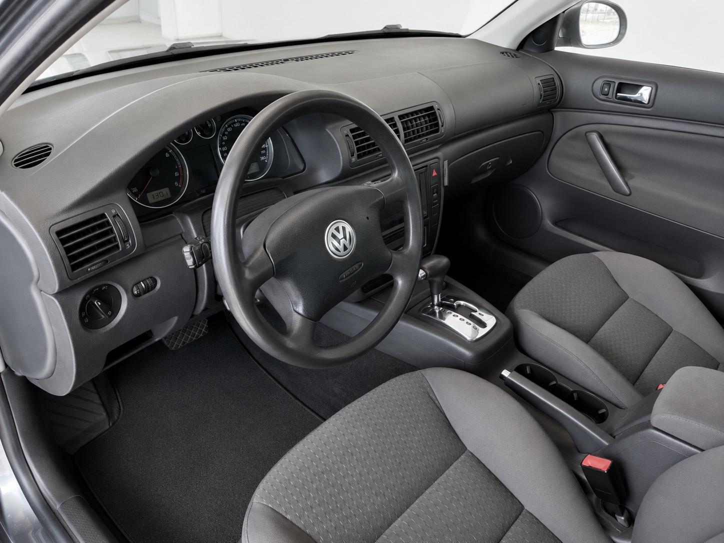 Volkswagen Passat 2005 — photo 6
