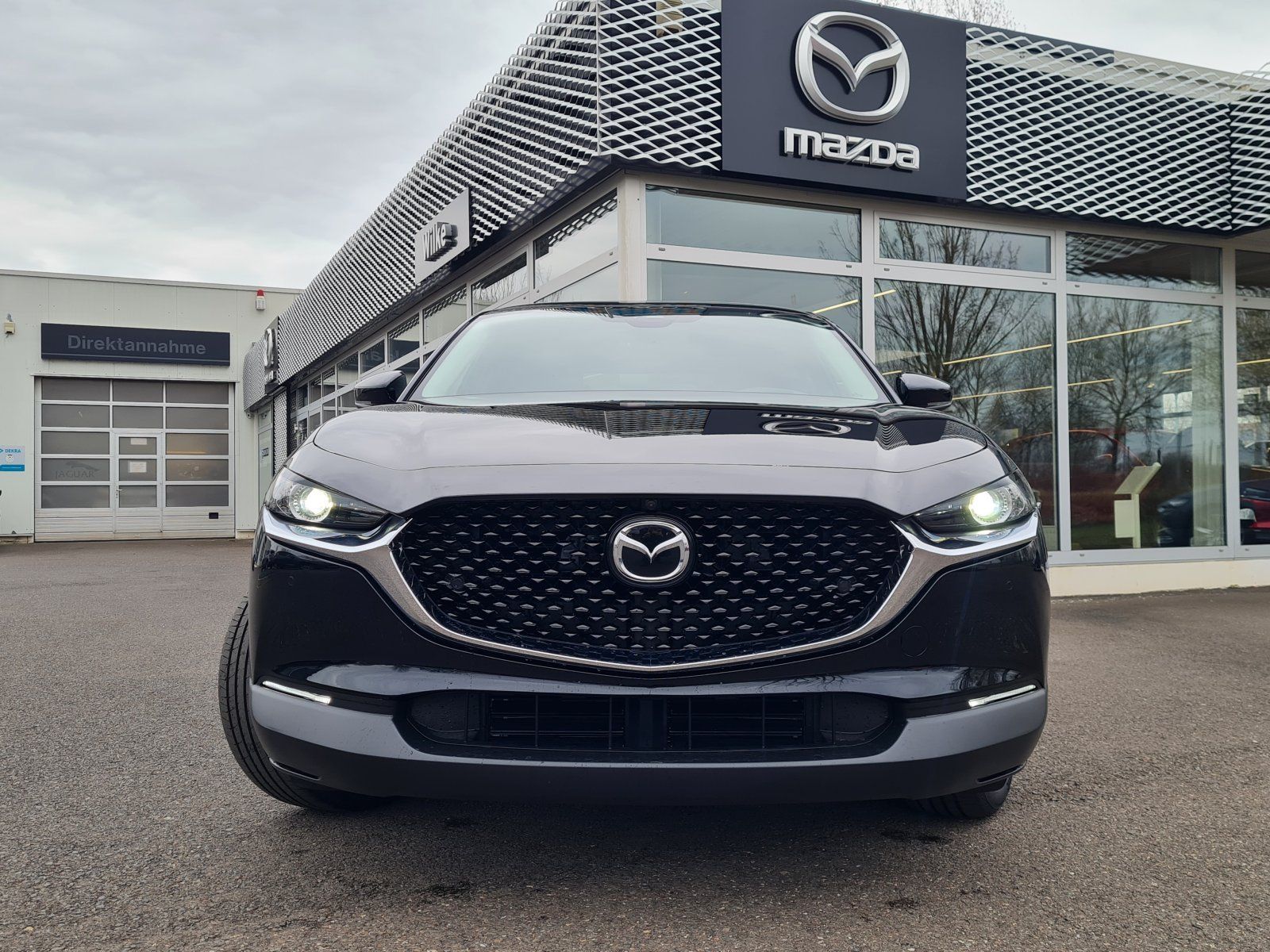 Mazda 2025 Mazda CX-30 Homura 2.5L e-SKYACTIV 140ps 6A imagem 2