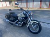 Honda Shadow 750 American Classic Edition  - HONDA 1998 SHADOW 750