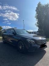 Mercedes-Benz E-Klasse Kombi (T) 250 schwa... - Mercedes-Benz 250 aus 2018